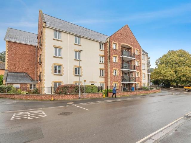 Flat for sale in Alcombe, Minehead