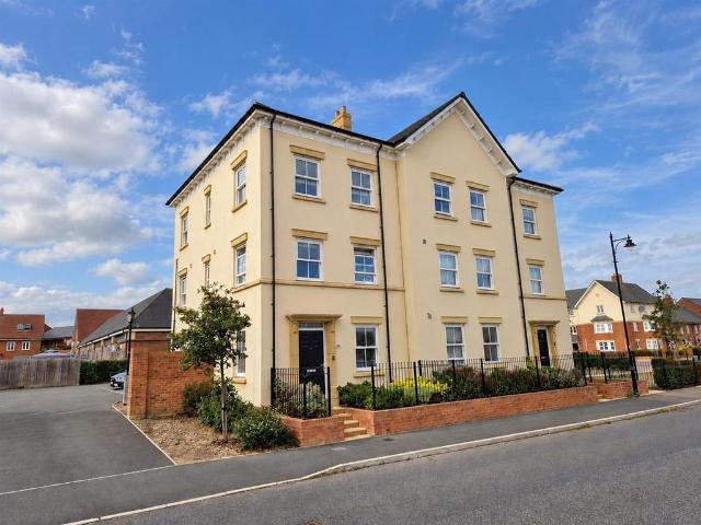 Flat for sale in Great Denham, Bedford