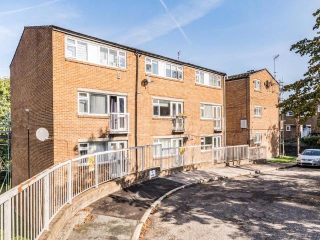 Flat for sale in London Borough of Lewisham, Greater London
