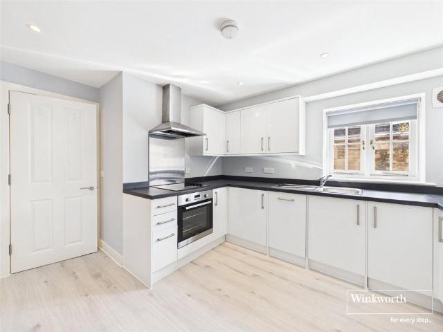 Flat for sale in Enborne, West Berkshire