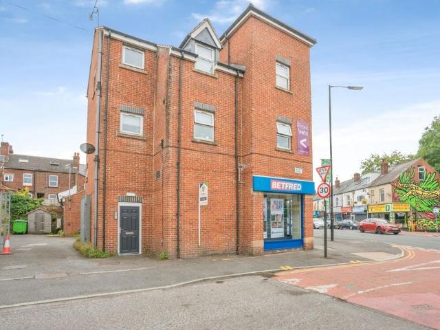 Flat for sale in Woodseats, South Yorkshire