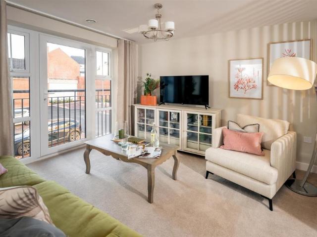 Flat for sale in Alderminster, Warwickshire