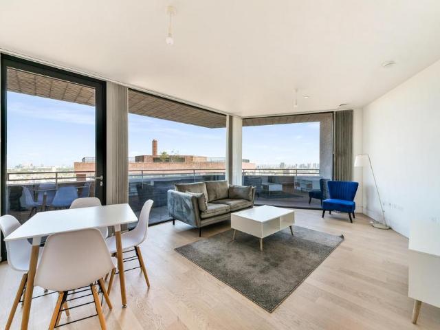 Flat for sale in Hoxton, De Beauvoir Town