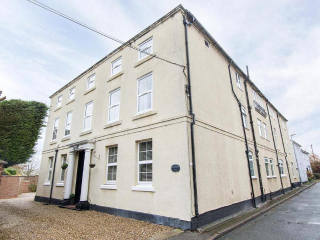 Flat for sale in Stanford On Avon, Leicestershire