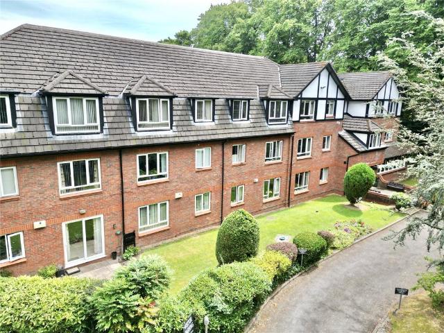 Flat for sale in Georgia, Greater Manchester