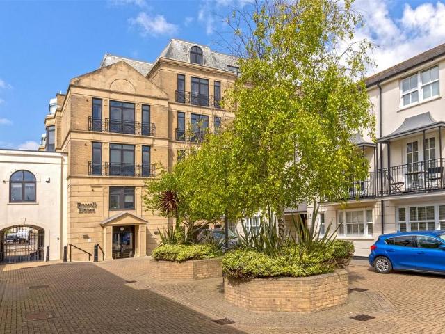 Flat for sale in Brunswick, Brighton & Hove