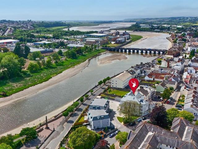 Flat for sale in Fort Hill, Kentisbury