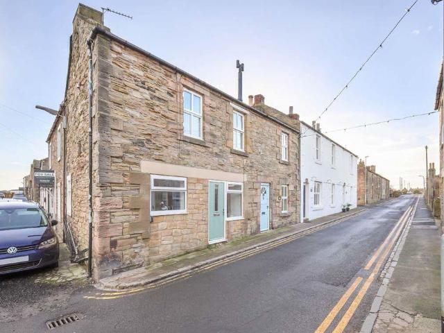 Flat for sale in Seahouses, Northumberland