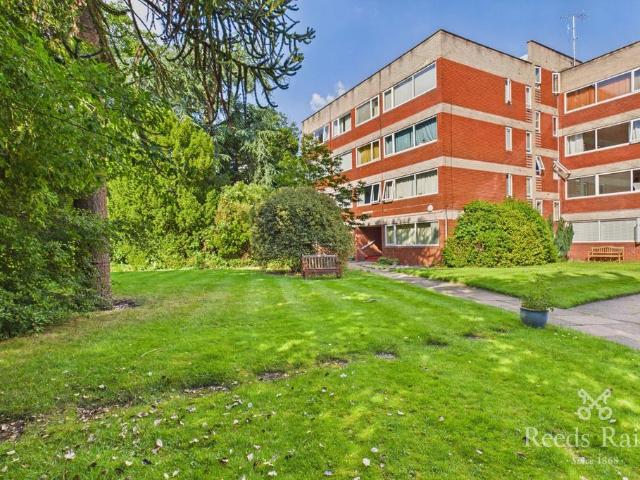 Flat for sale in Trafford Park, Greater Manchester