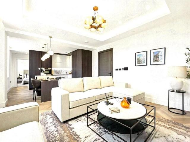 Flat for sale in The Borough, Greater London