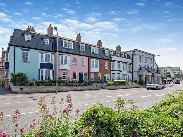 Flat for sale in Weymouth, East Dorset
