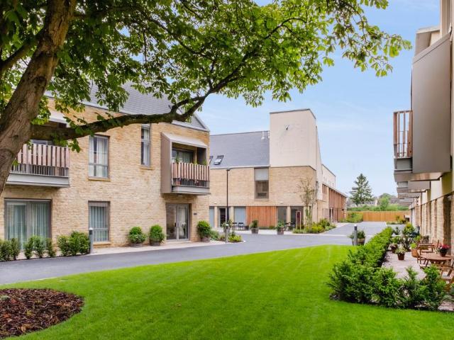 Flat for sale in Tetbury, Fossebridge