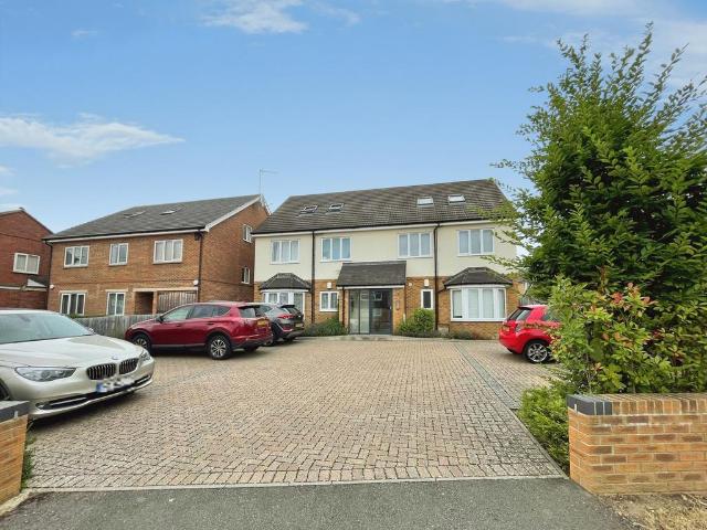 Flat for sale in Thrupp, Cherwell
