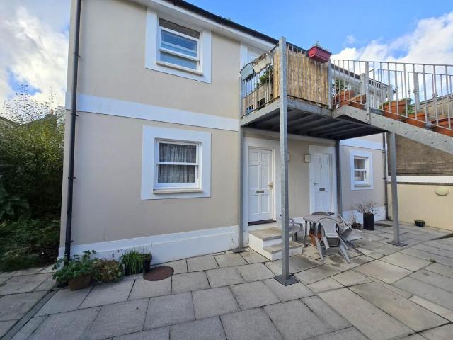 Flat for sale in East The Water, Torridge