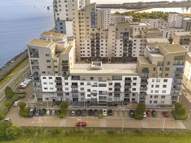 Flat for sale in Newhaven, City of Edinburgh