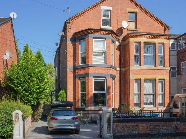 Flat for sale in Georgia, Greater Manchester