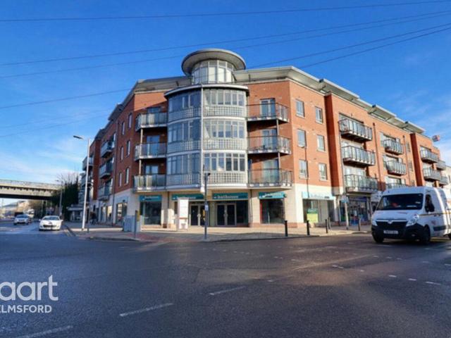 Flat for sale in Moulsham, Chelmsford