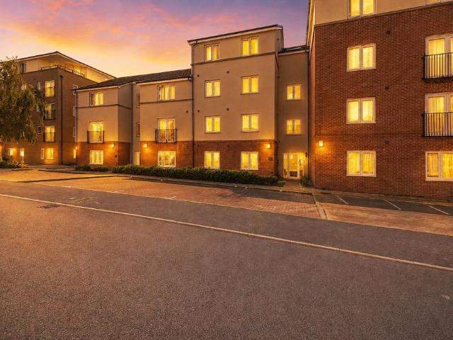 Flat for sale in Killingbeck, West Yorkshire