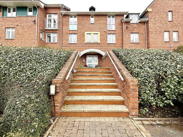 Flat for sale in Cabus, Lancashire