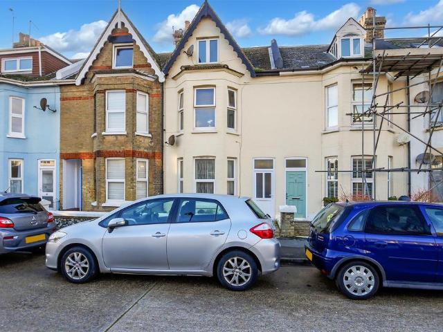 Flat for sale in Clapham, West Sussex