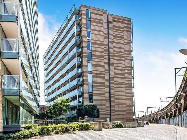 Flat for sale in Hulme, Manchester