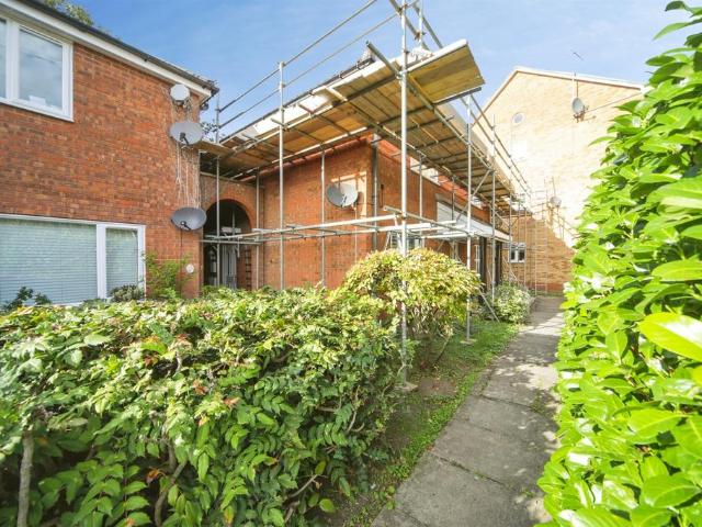 Flat for sale in Priors Estate, West Suffolk