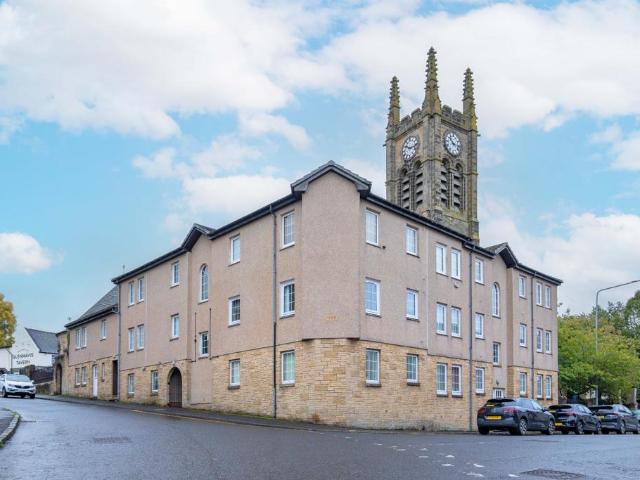 Flat for sale in Bathgate, West Lothian