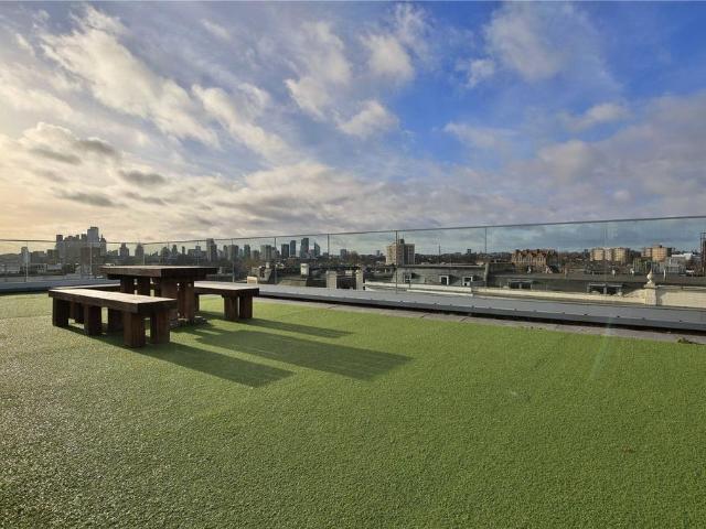 Flat for sale in Dalston, Greater London