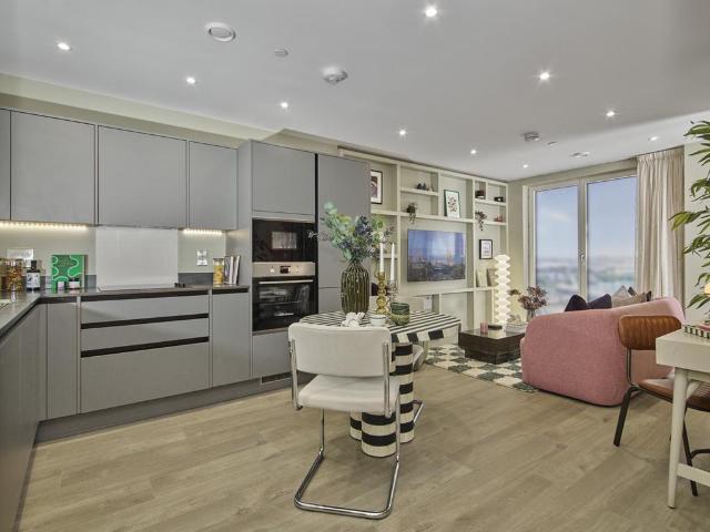 Flat for sale in Barking Riverside, Greater London
