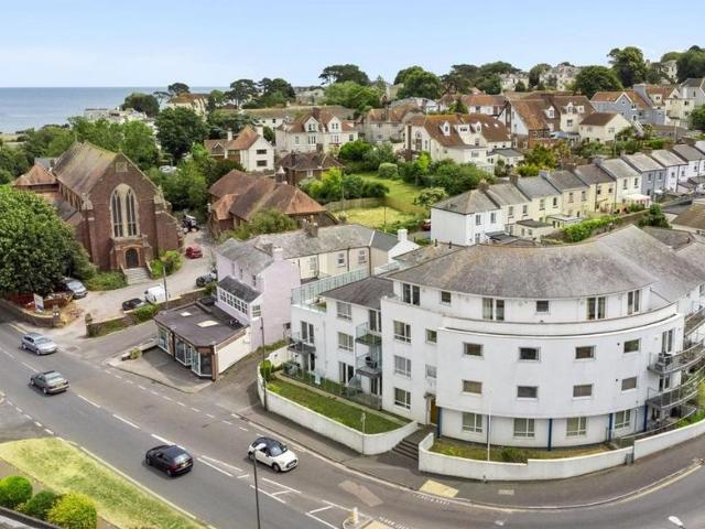 Flat for sale in Goodrington, Livermead
