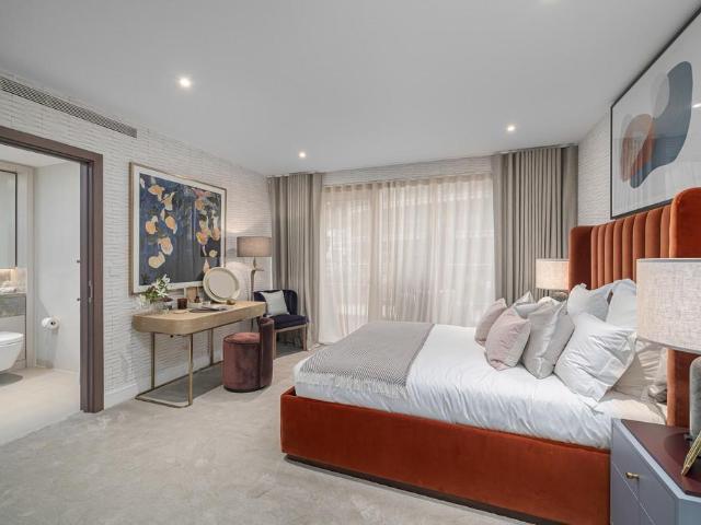 Flat for sale in Georgia, Greater Manchester