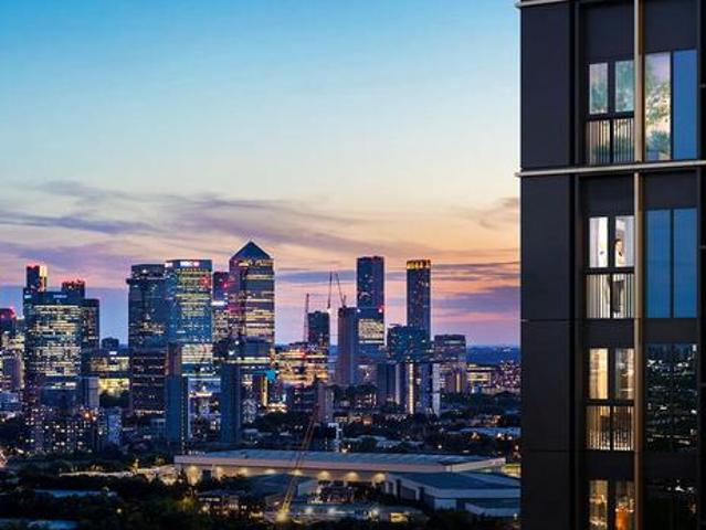 Flat for sale in West Ham, Greater London