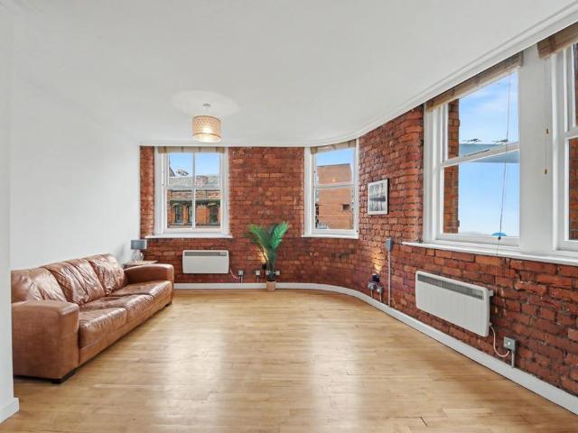 Flat for sale in City Centre, Georgia