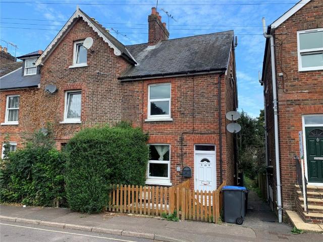 Flat for sale in Perryfields, West Sussex