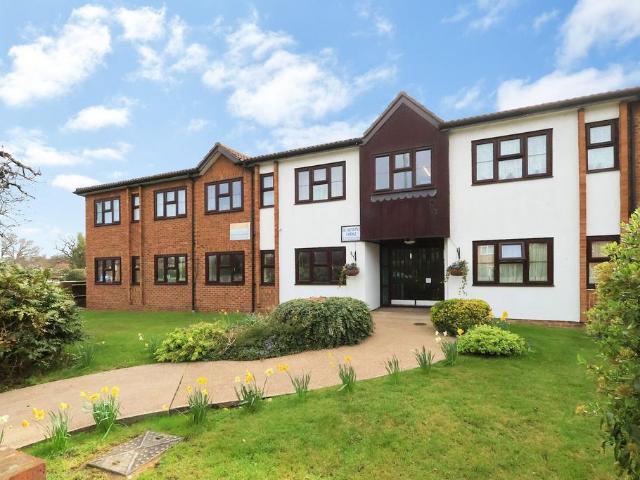 Flat for sale in Coney Hall, Greater London