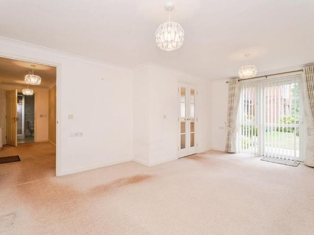 Flat for sale in Comers, Norfolk