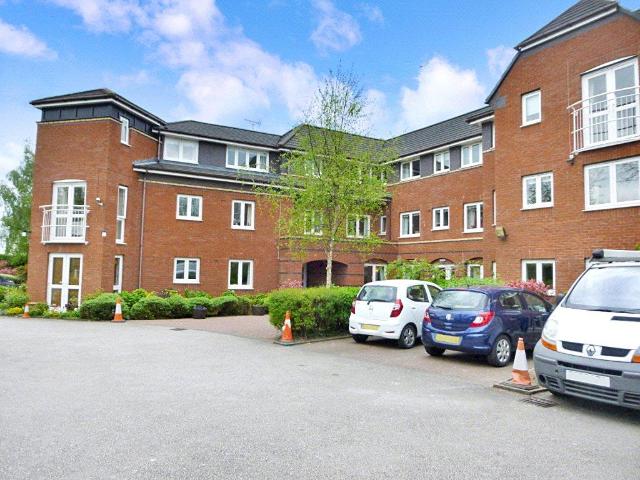 Flat for sale in Upton-by-Chester, Two Mills