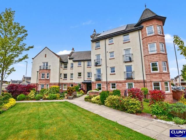 Flat for sale in Forres, Scotland