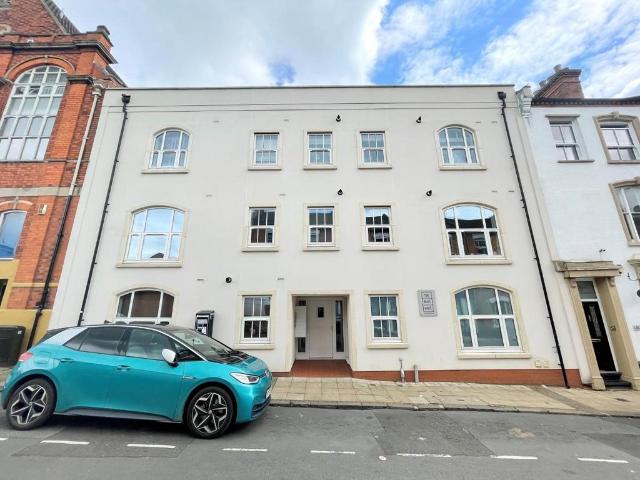 Flat for sale in Semilong, Northampton