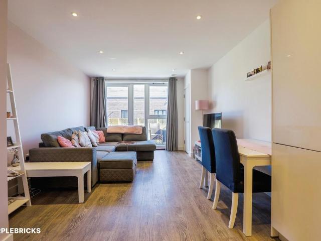 Flat for sale in Troy Town, Rochester