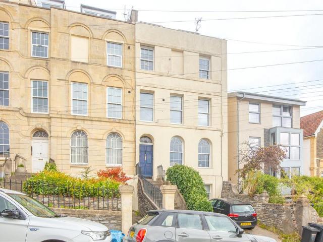 Flat for sale in Redland, Bristol