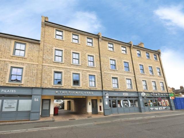 Flat for sale in Moulsham, Chelmsford