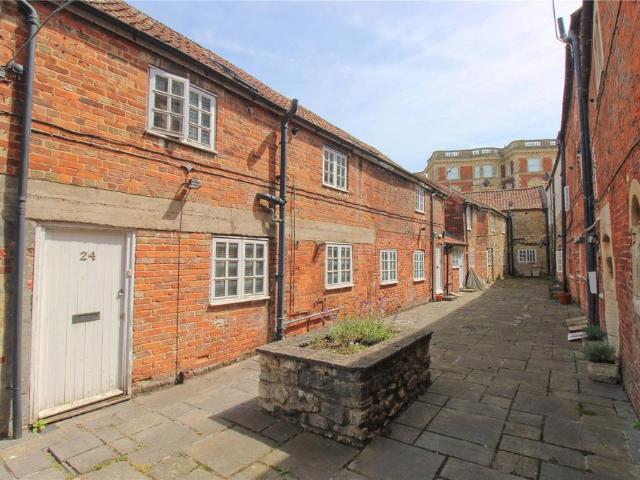 Flat for sale in Trowbridge