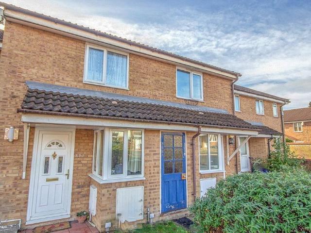 Flat for sale in Bradley Stoke, Patchway