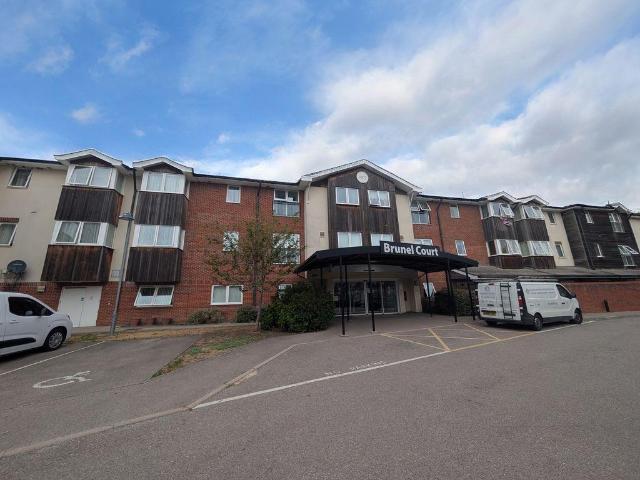Flat for sale in Buckland, City Of Portsmouth