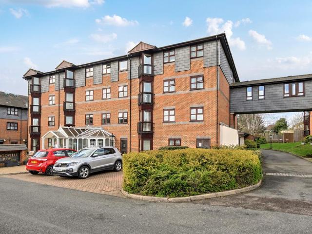 Flat for sale in Welling, Greater London
