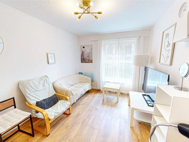 Flat for sale in City Centre, Georgia