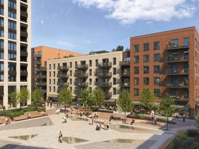 Flat for sale in London Borough of Ealing, Greater London