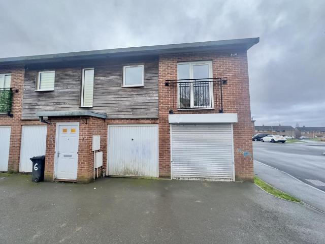 Flat for sale in Ladyhill, Wales
