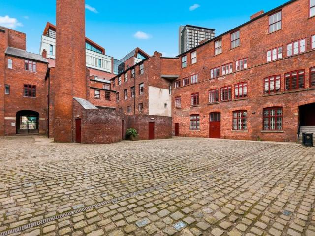 Flat for sale in City Centre, South Yorkshire